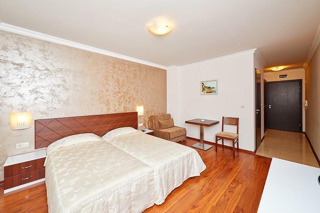 Penelopa Palace Apart Hotel & Spa Pomorie Eksteriør billede